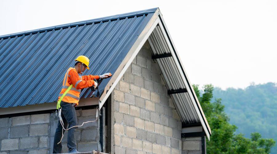 Professional Flat Roofing Installation in Riverside, TX